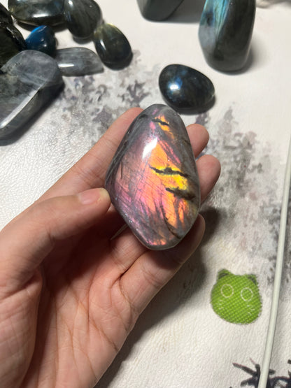 Extremely Rare Rainbow Labradorite